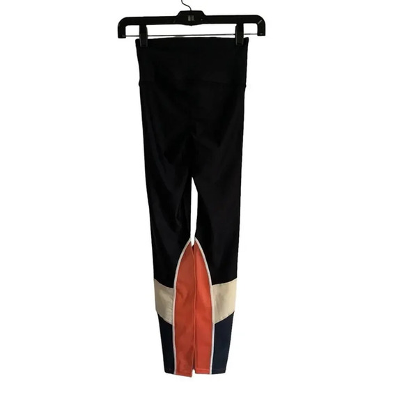 PE Nation Left Field Legging in Black Size XS - Picture 4 of 9